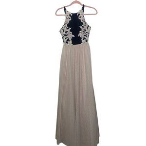 Blondie Nites Embellished Maxi Evening Gown Size 5 Black Beige Holiday NYE
